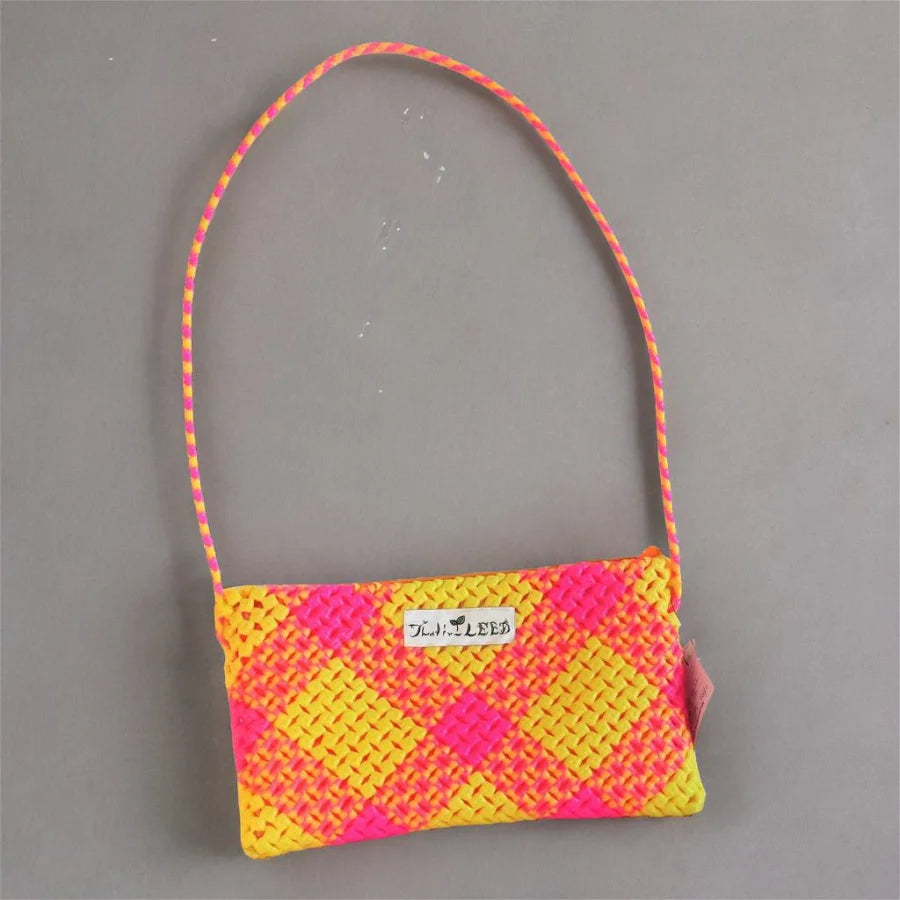 TLBAS-0057/Classic Sling Purse