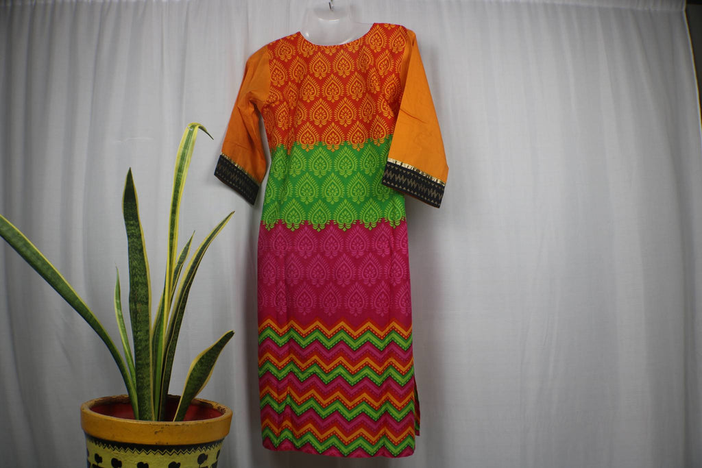 TLFABk-0009a/Block Print /V neck/Long Kurtis