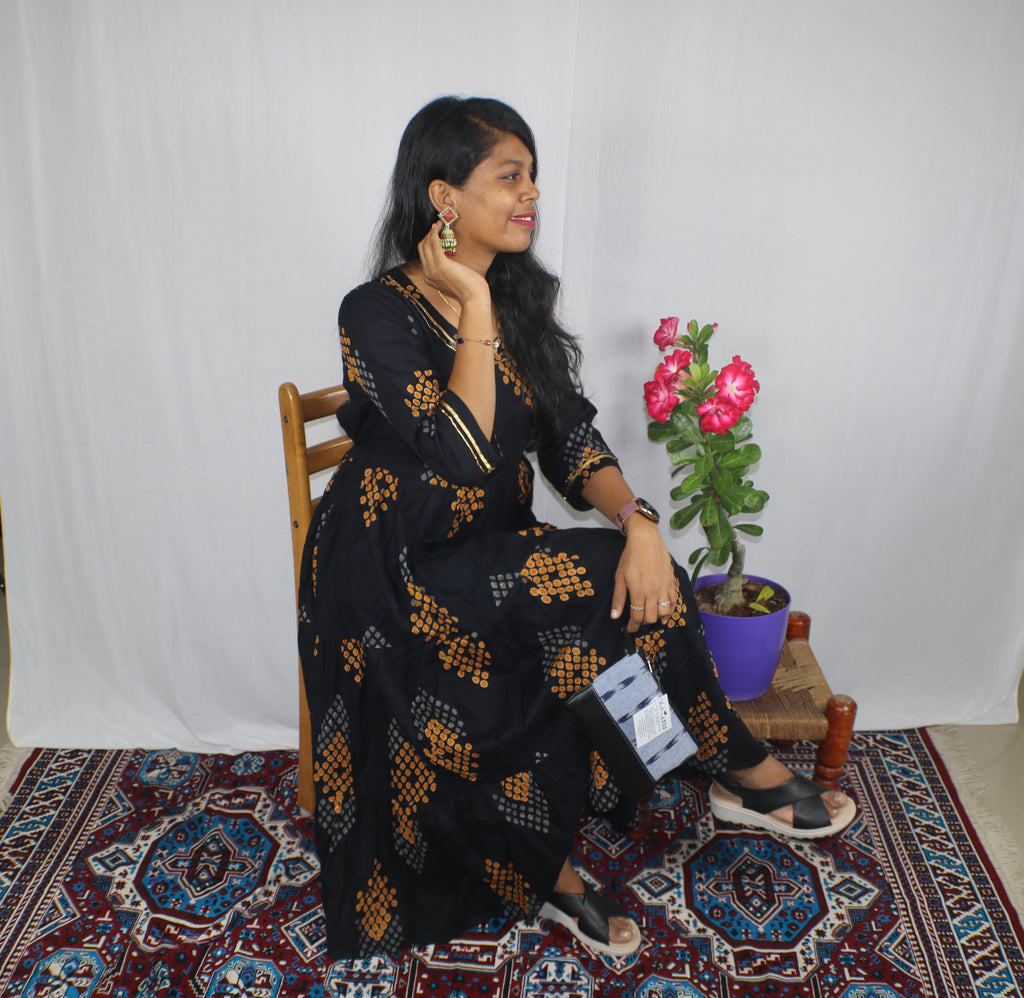 TLFAB-0016b/Lacey Anarkali/Long Wind