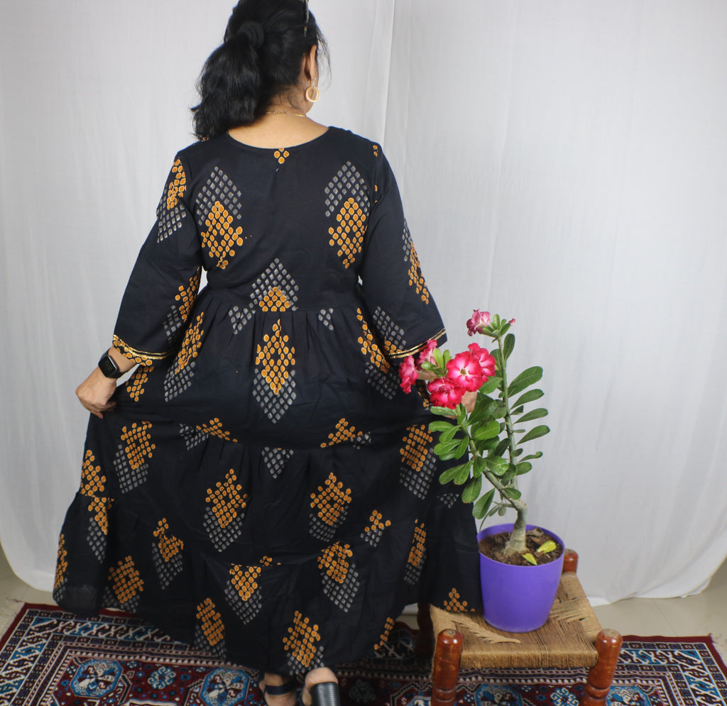 TLFAB-0016b/Lacey Anarkali/Long Wind