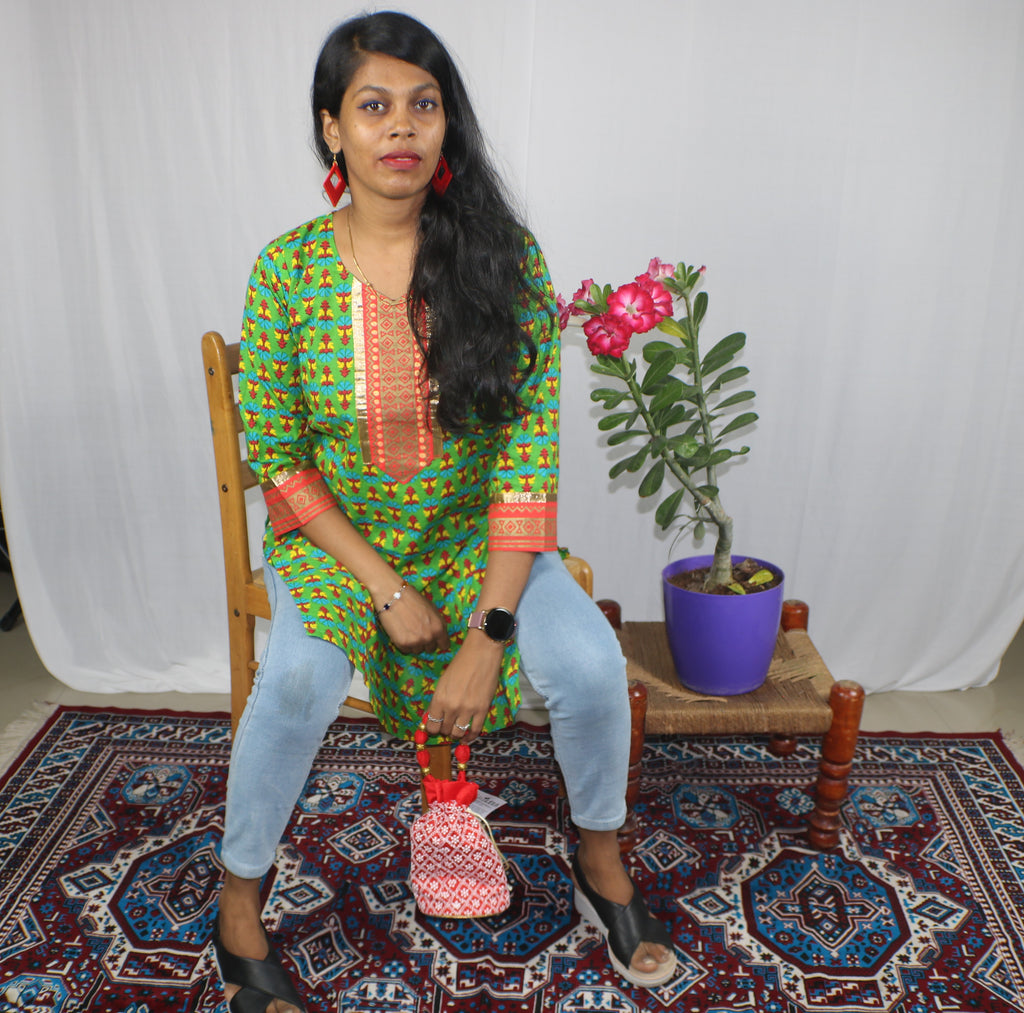 TLFABk-0009c/Block Print /V neck/Long Kurtis