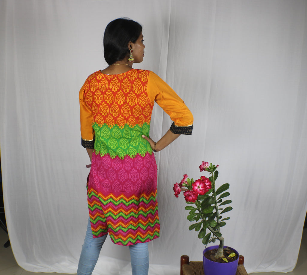 TLFABk-0009a/Block Print /V neck/Long Kurtis