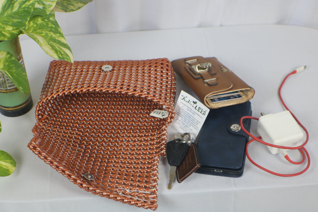 TLBAS-0061/Fancy Thalir Purse