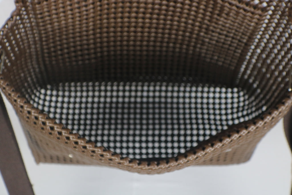 Skillfully Crafted Sleek laptop bag/folder for professionals-Code 007