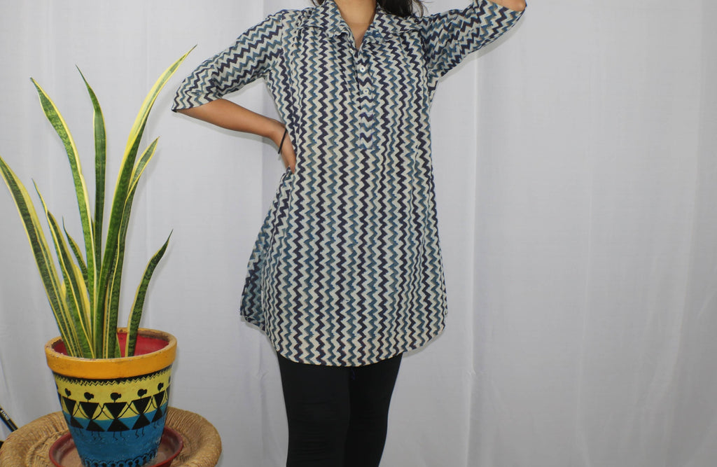 TLFAB-0010a/Sathya Ethnic/Zick Zack print with Collar -M