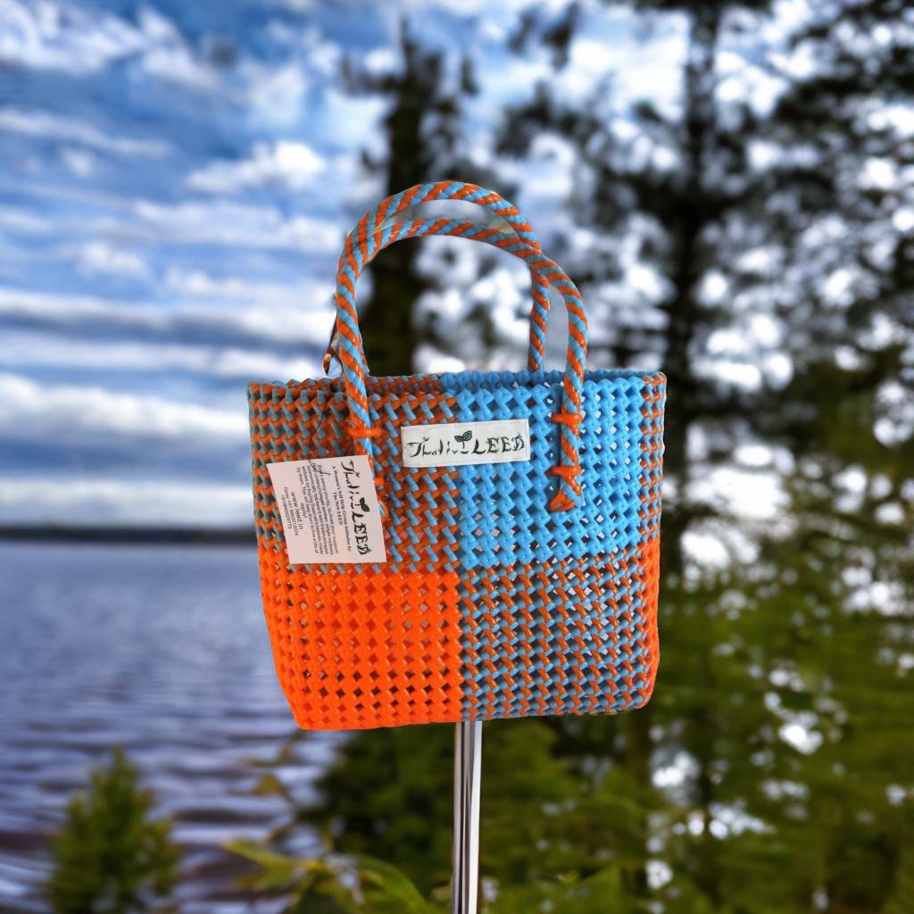 TLBAS-0025/Four big squares-Lunch basket