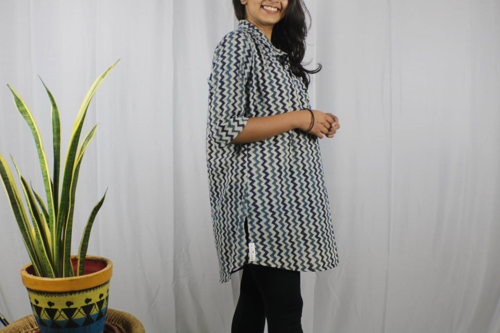 TLFAB-0010a/Sathya Ethnic/Zick Zack print with Collar -M