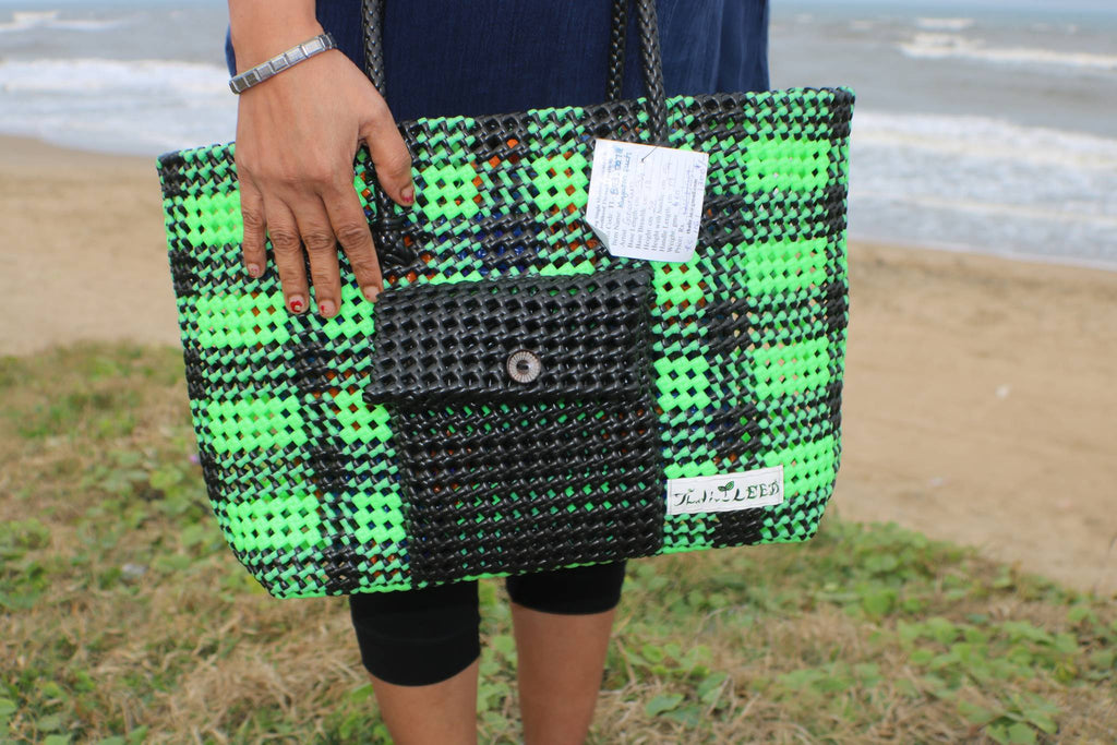 TLBAS-0072/ Kangaroo Pouch Basket