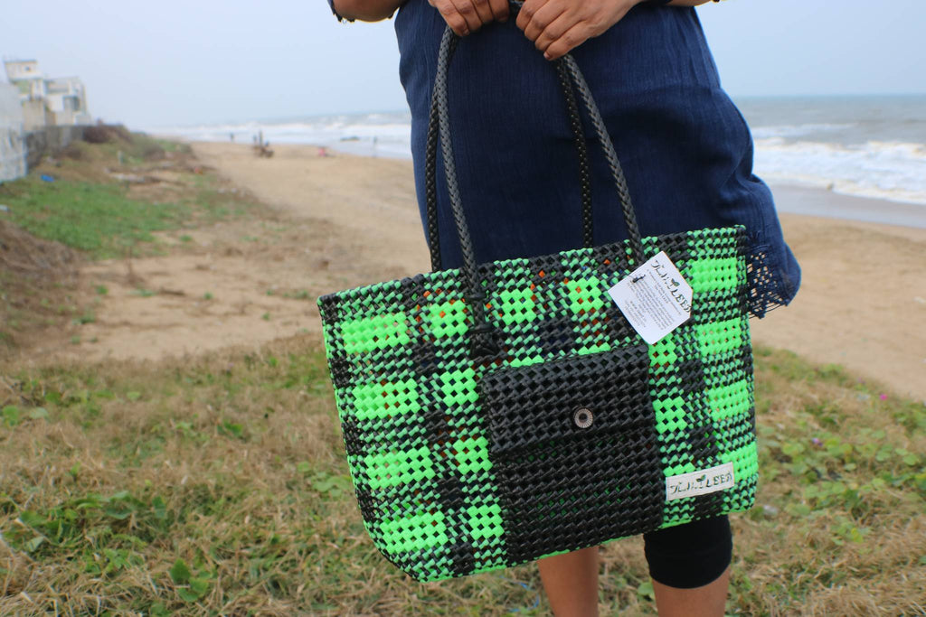 TLBAS-0072/ Kangaroo Pouch Basket