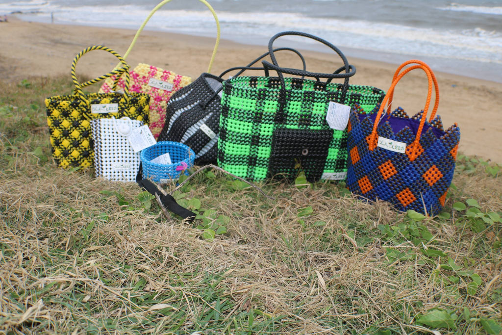 TLBAS-0072/ Kangaroo Pouch Basket