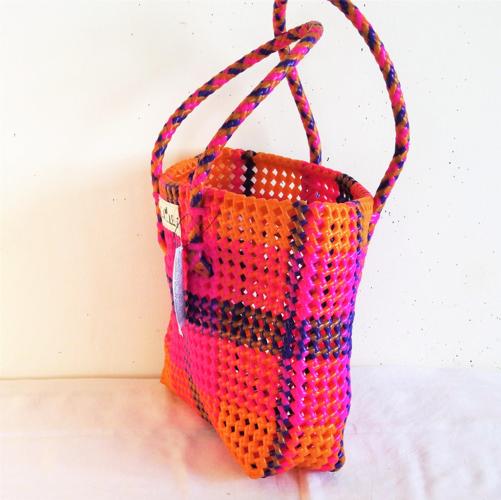 TLBAS-0046/Check Lunch Basket-s - Thalir Leed®