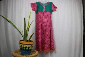 TLFABk-0007/Daisy Print/Green-pink/Long Kurtis