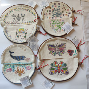 TLDIY-003b-Versatile Pouches in Canvas-DIY-painted & beaded