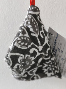 TLCB-003b/Mini Pouches in Batik printed