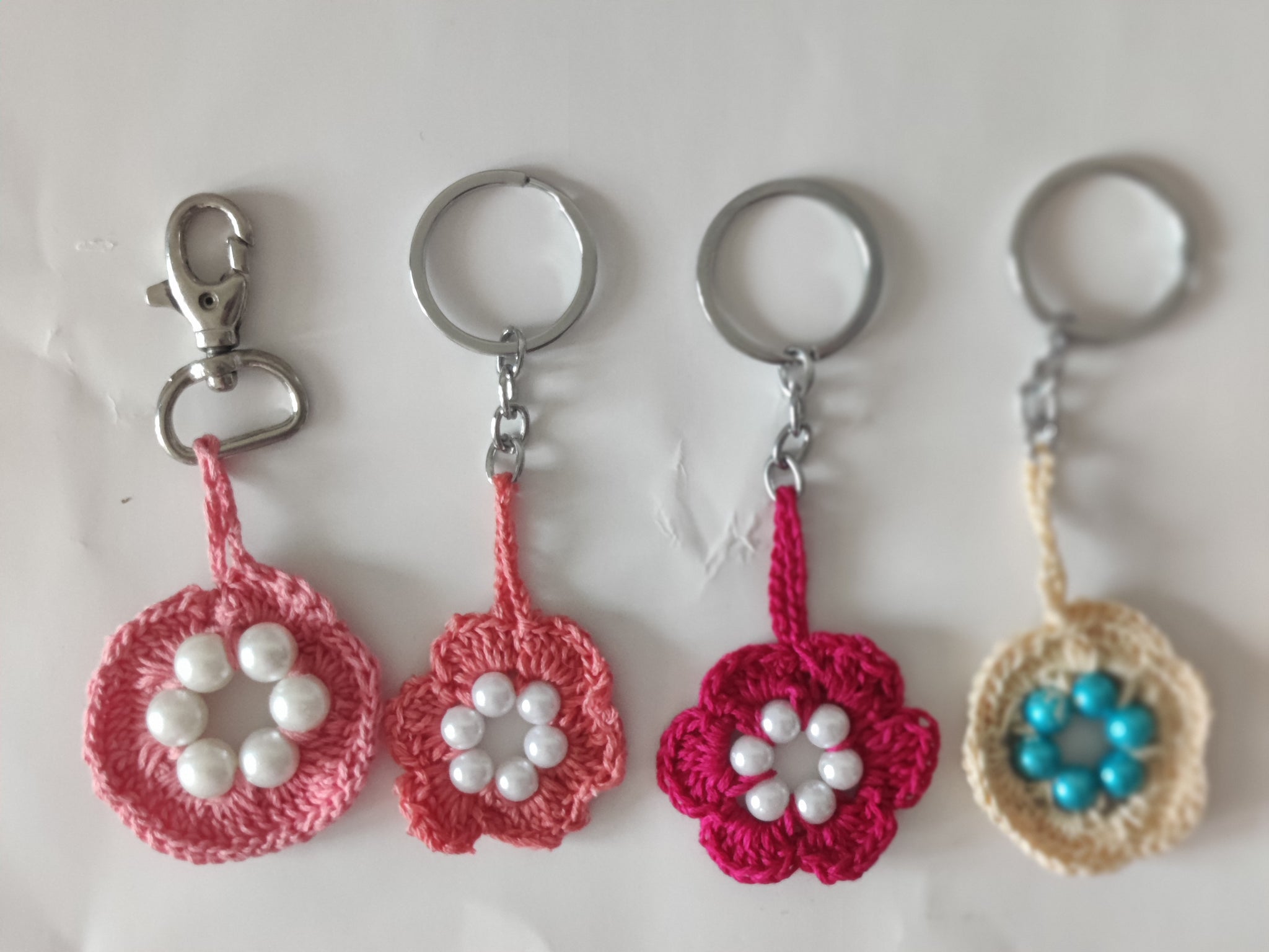 TLSHY-004/Flower beaded keychains