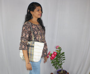 TLFAB-0011/Ayesha Style/Short Kurti with lace-M