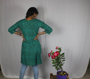 TLFABk-00012/Green Batik/V neck/Long Kurtis