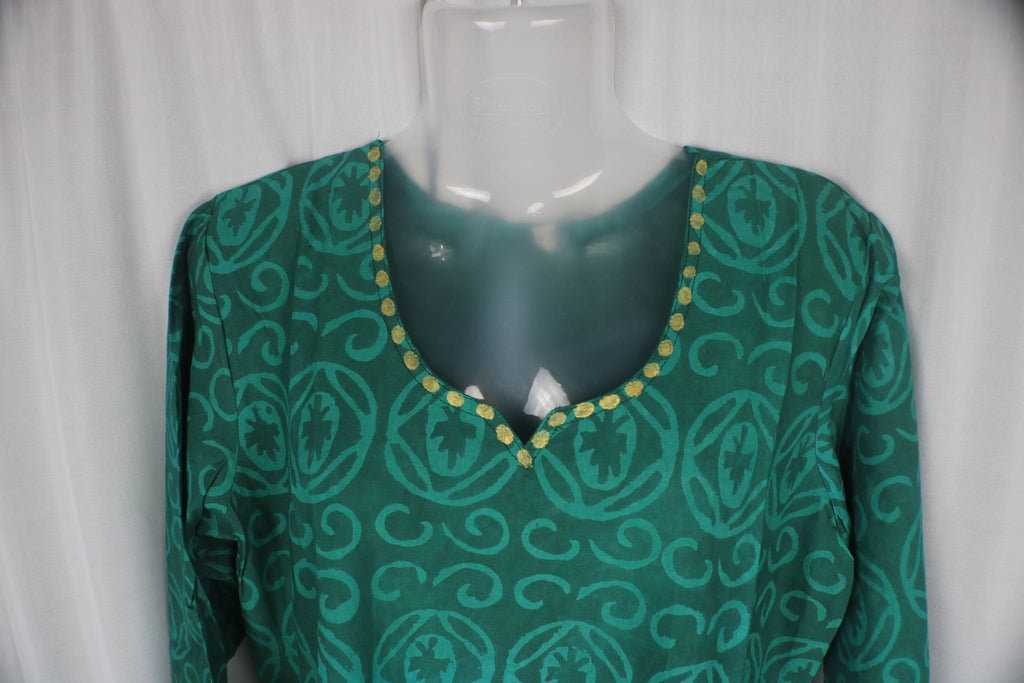 TLFABk-00012/Green Batik/V neck/Long Kurtis