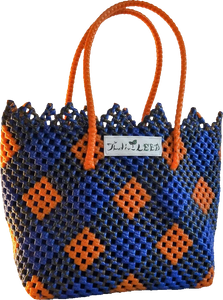 TLBAS-0010/Elegantly Crafted Vangi cross-knot design basket