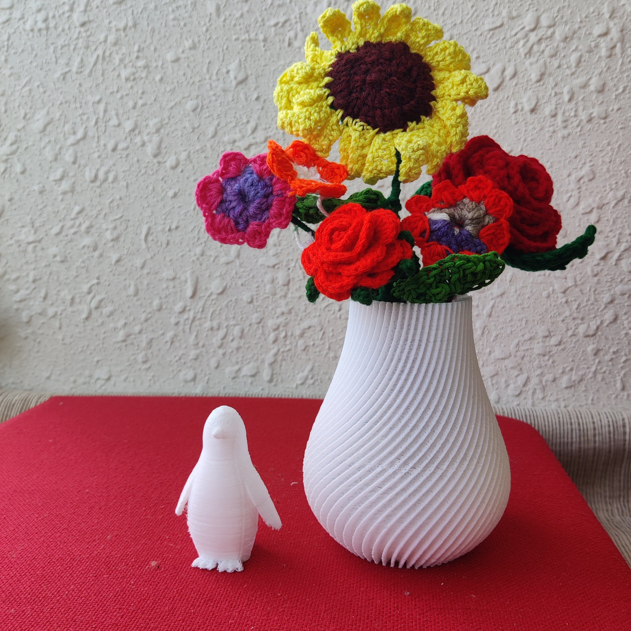 TL3D-004/Happy feet Penguin, Decor