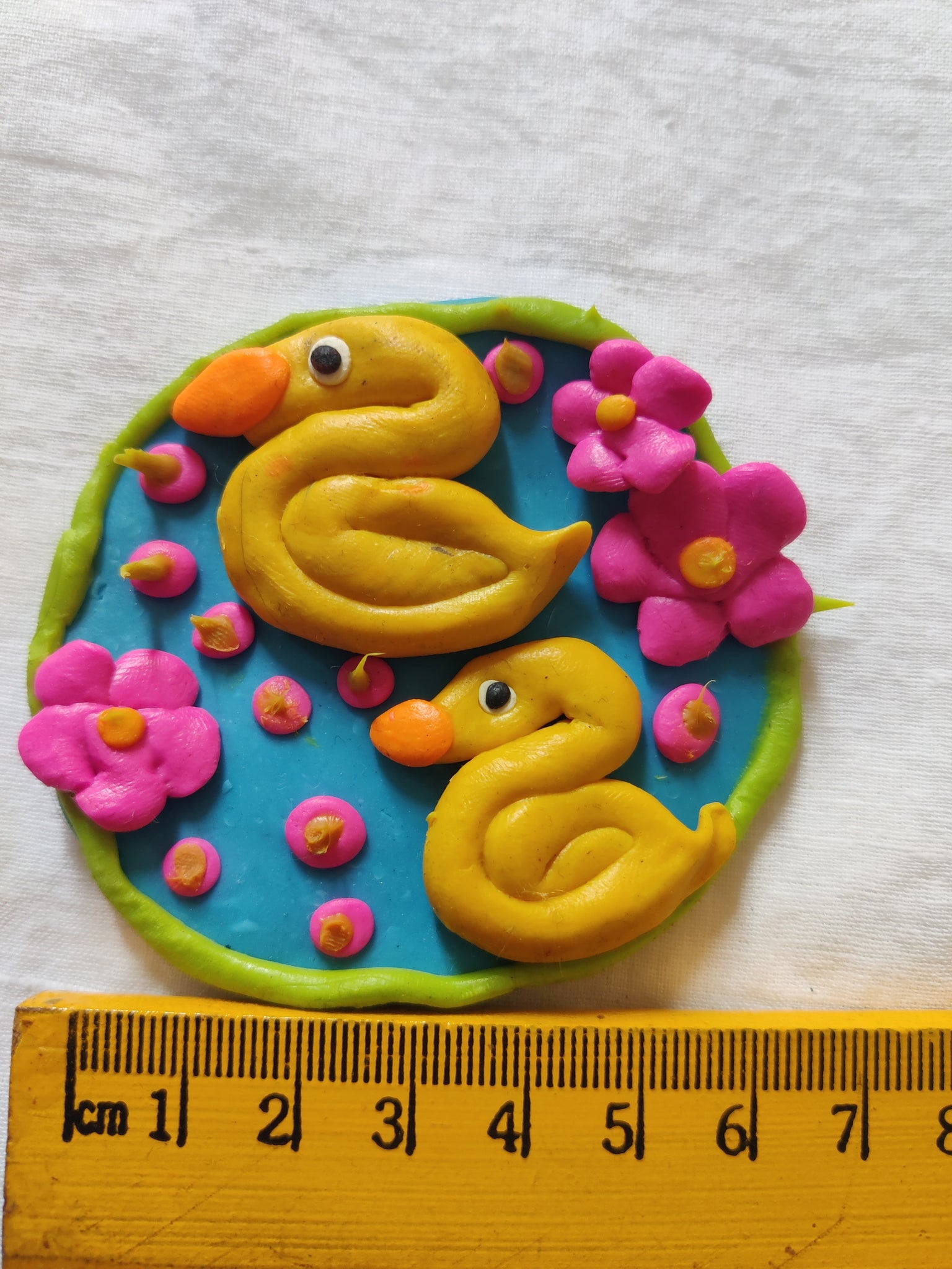 TLFM-014-Ducks in pond Fridge Magnet