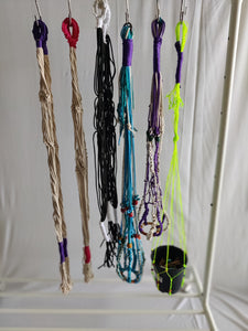 TLM-002/ Macrame pot hanging
