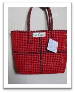 TLBAS-0032/Malligai Crossed-Colour Basket - Thalir Leed®